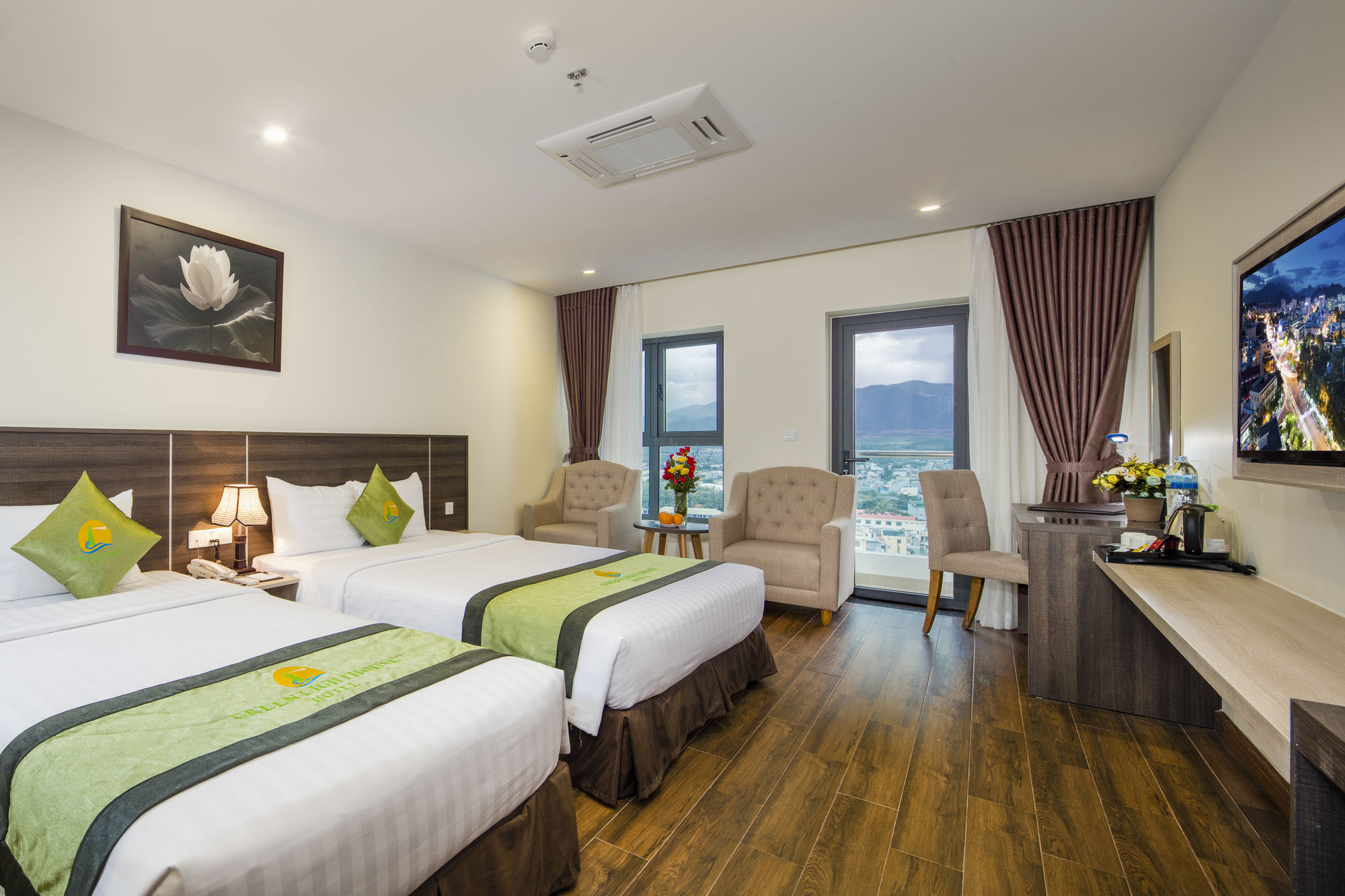 Green Lighthouse Hotel