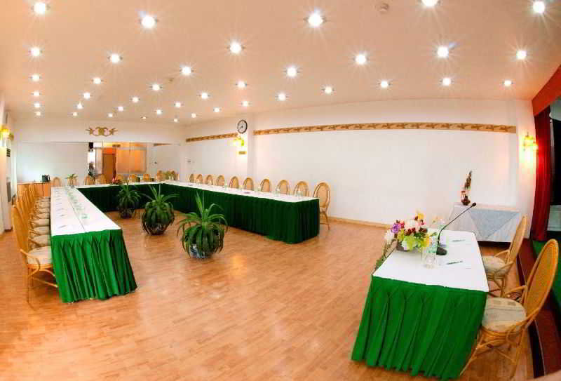 Green Ant Hotel Nha Trang