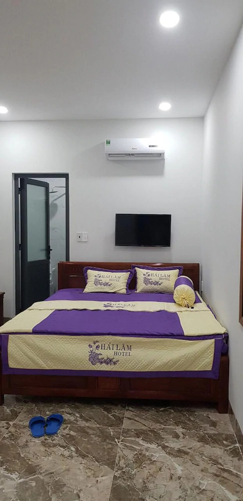 Hai Lam Hotel by OYO Rooms