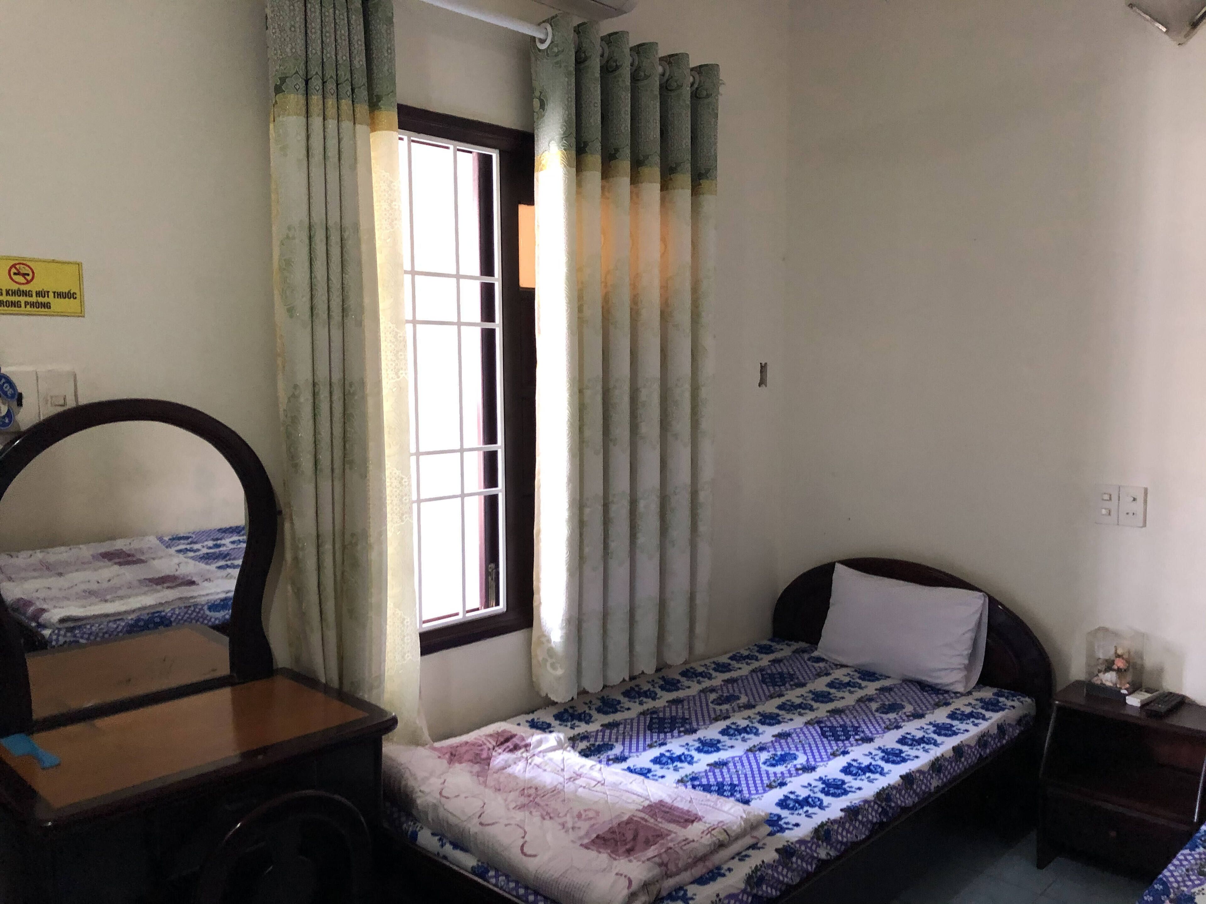 Huy Vu Motel by OYO Rooms