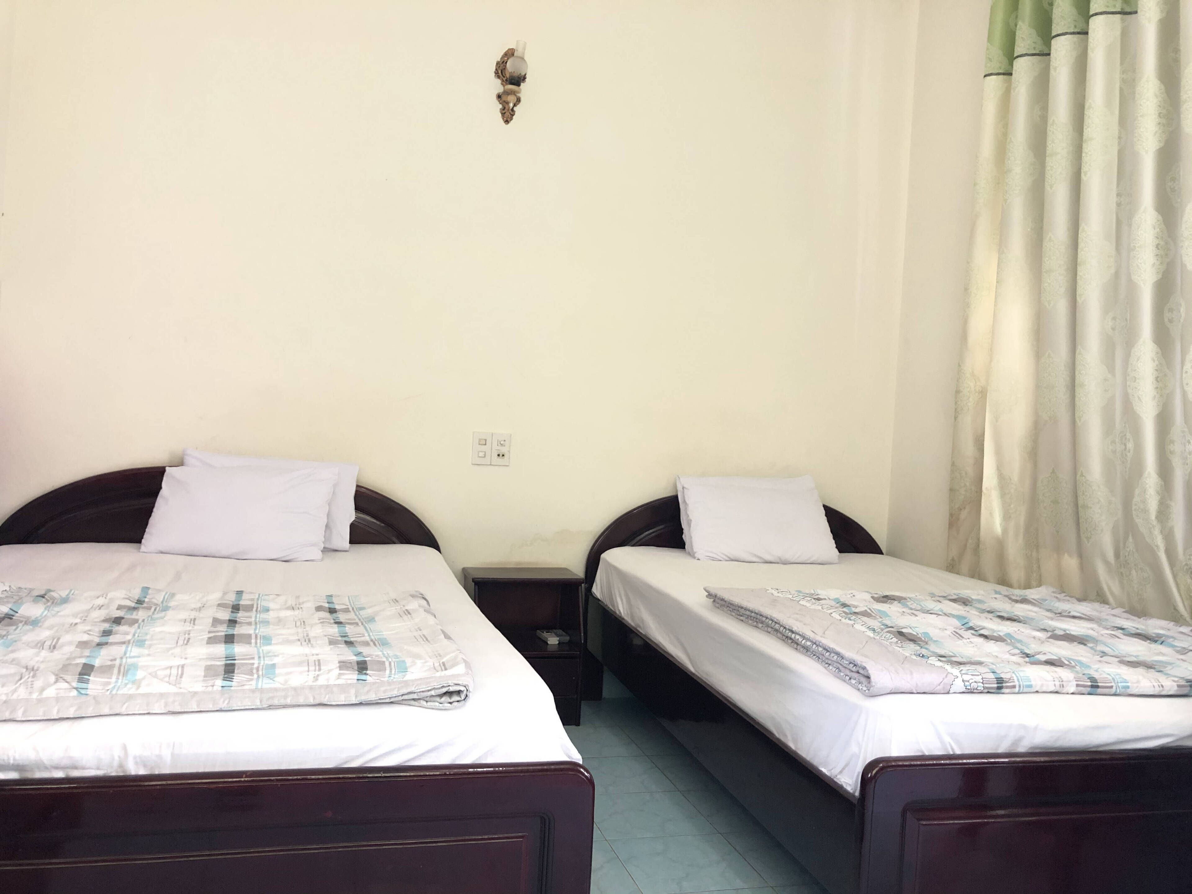 Huy Vu Motel by OYO Rooms