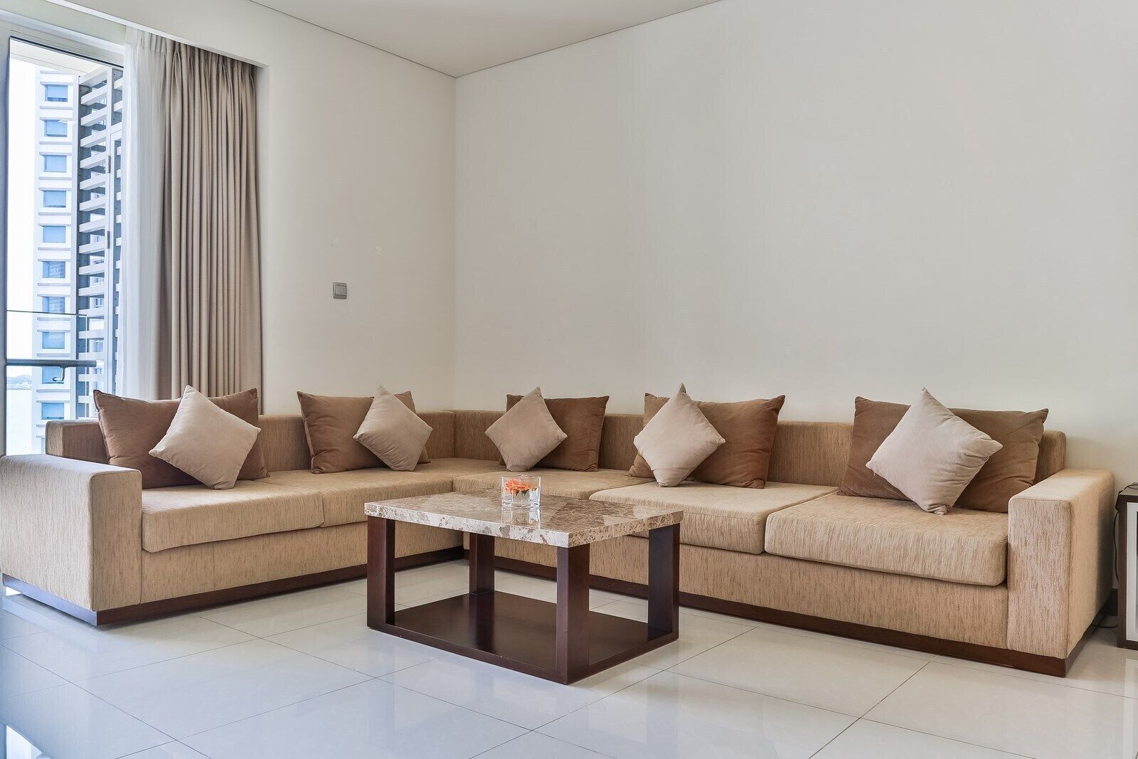 Ibeach Oceanview Luxury Apartment
