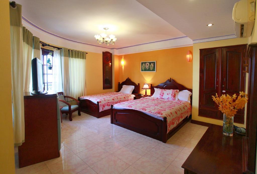La Suisse Hotel