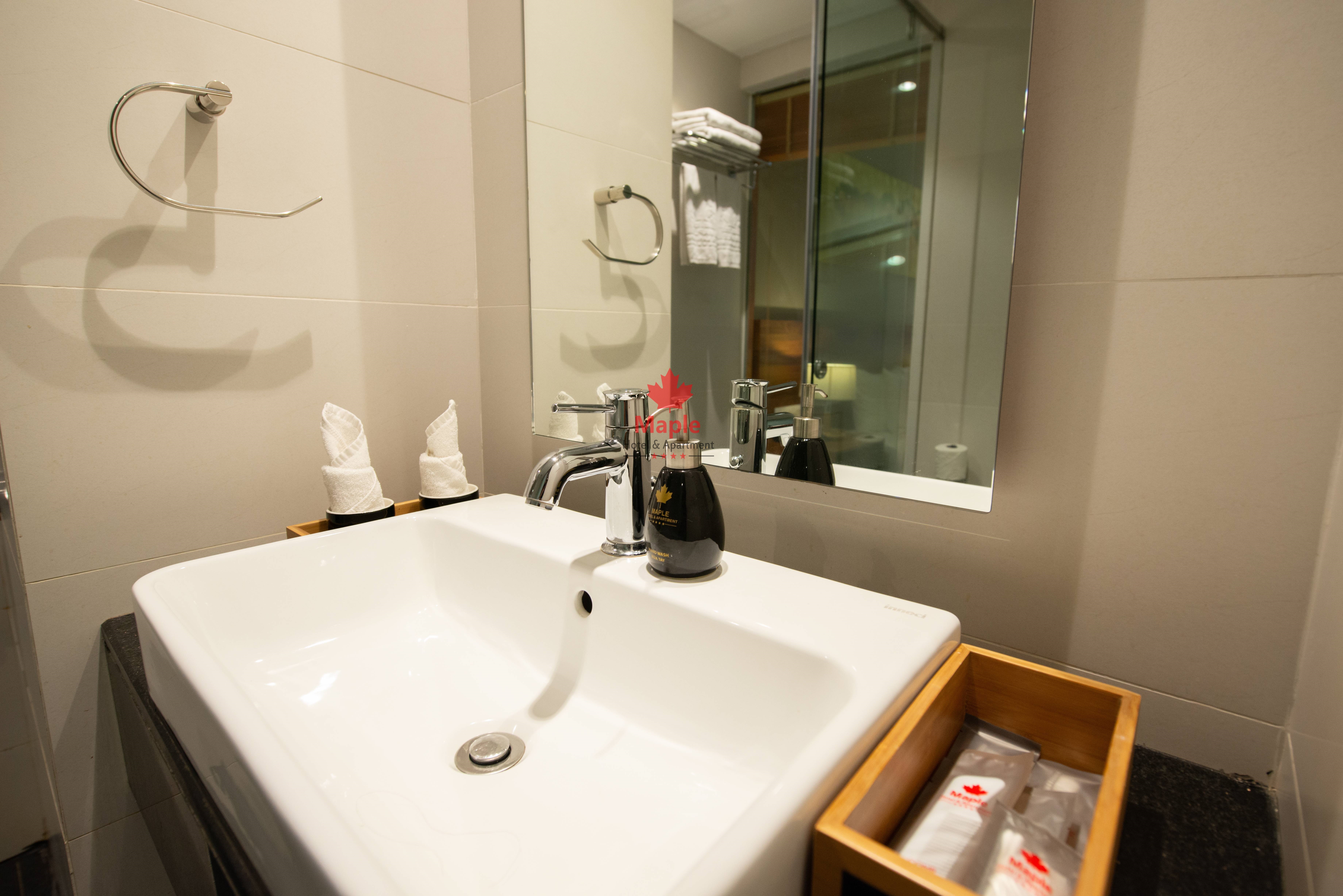 Maple Hotel & Apartment