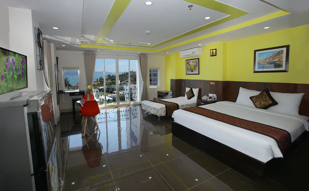 Melyna Hotel