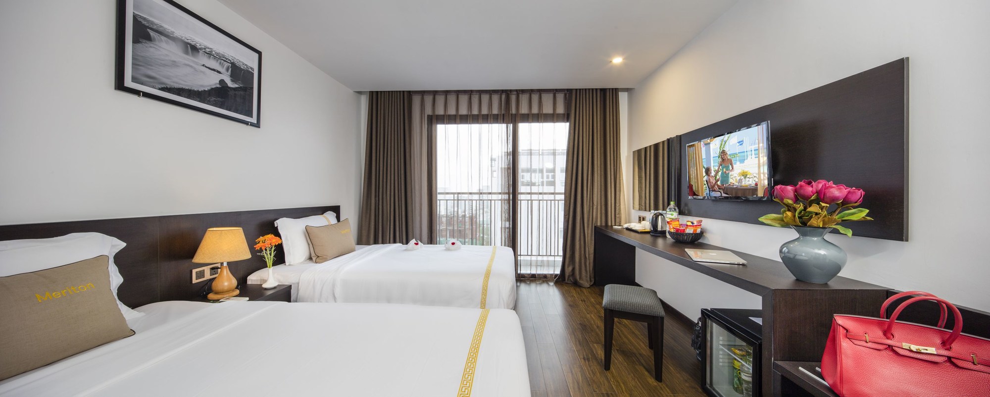 Meriton Hotel