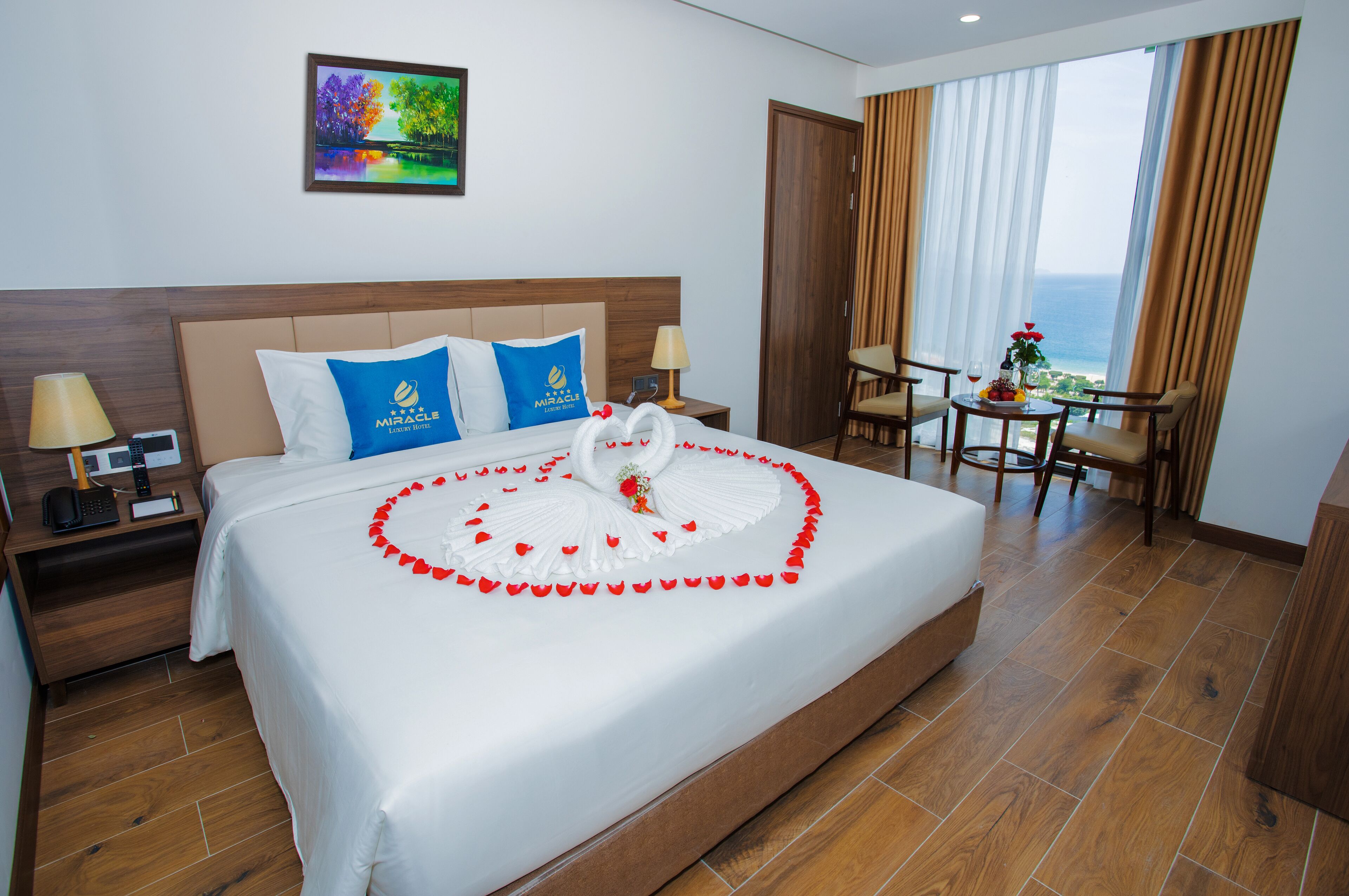 Miracle Luxury Hotel