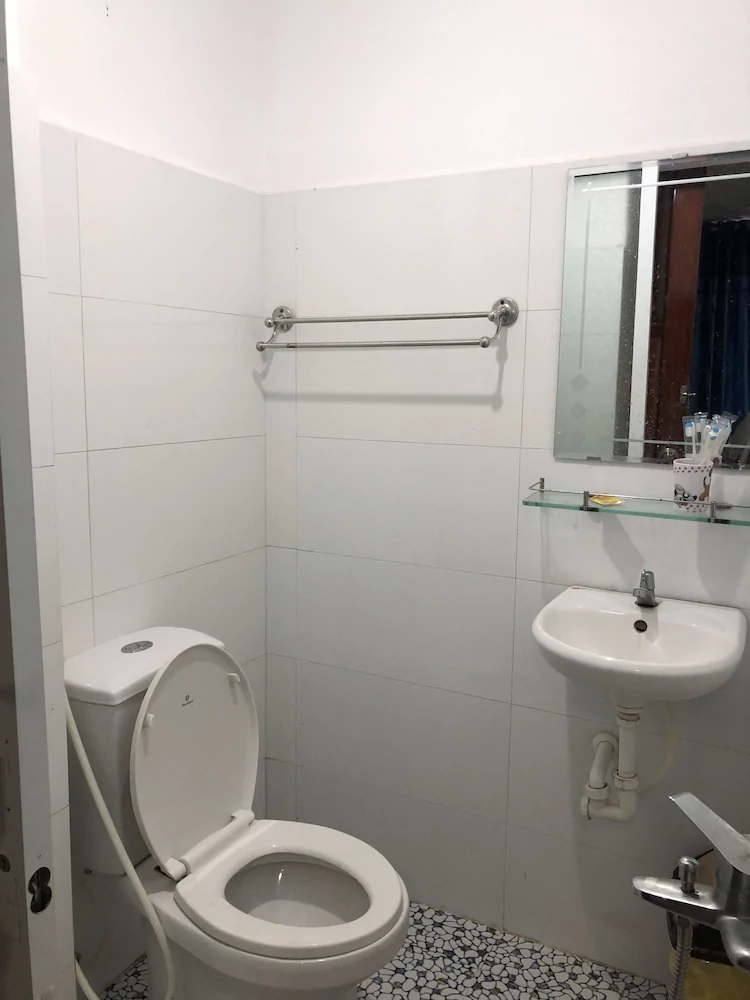 Moka Hotel by OYO Rooms