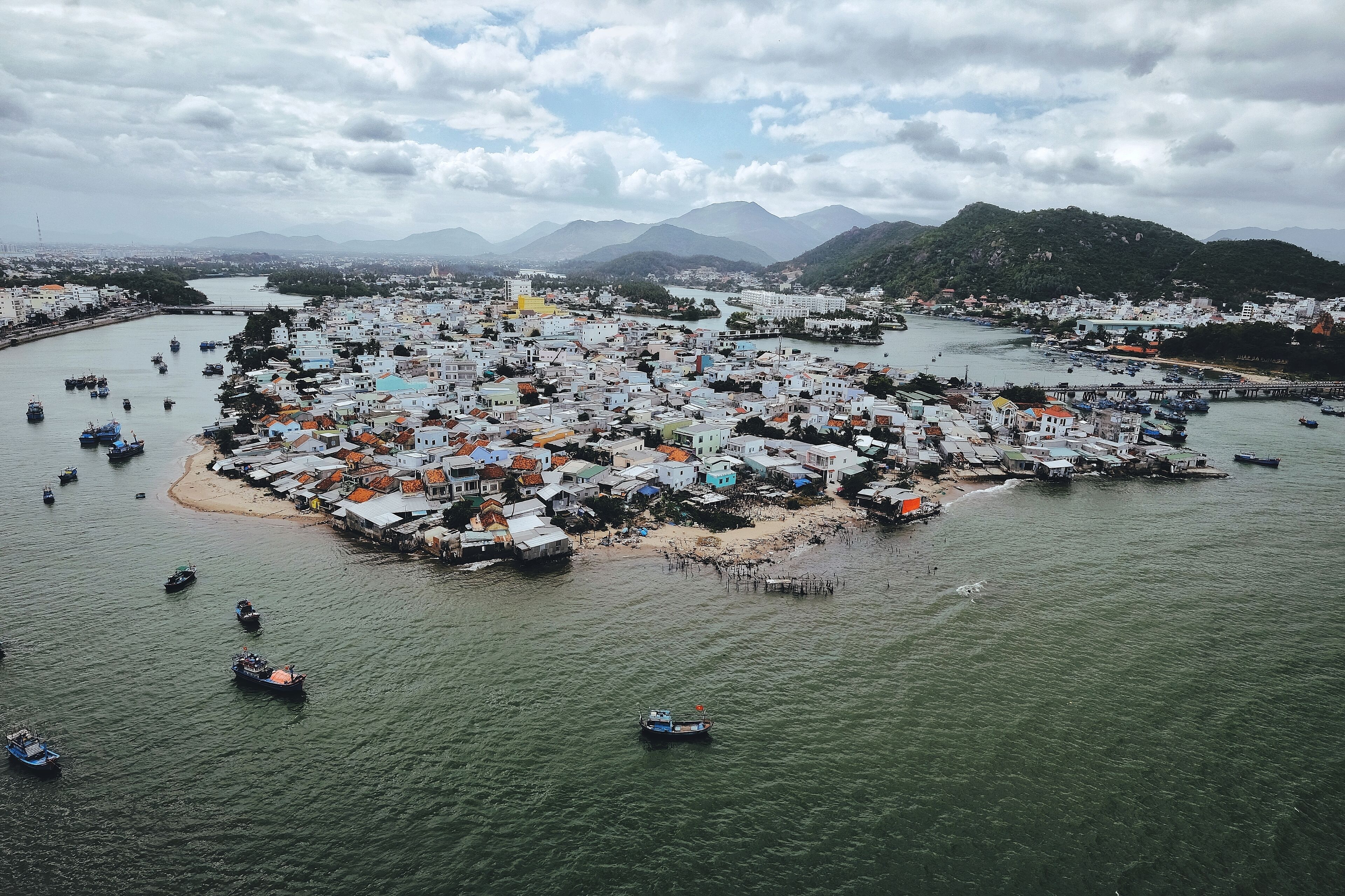 Muong Thanh Khanh Hoa Building
