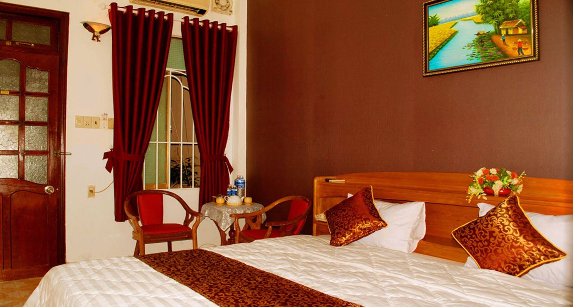 My Long Hotel