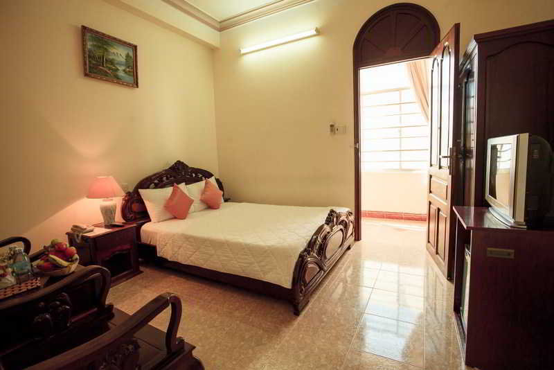 Oriole Hotel & Spa