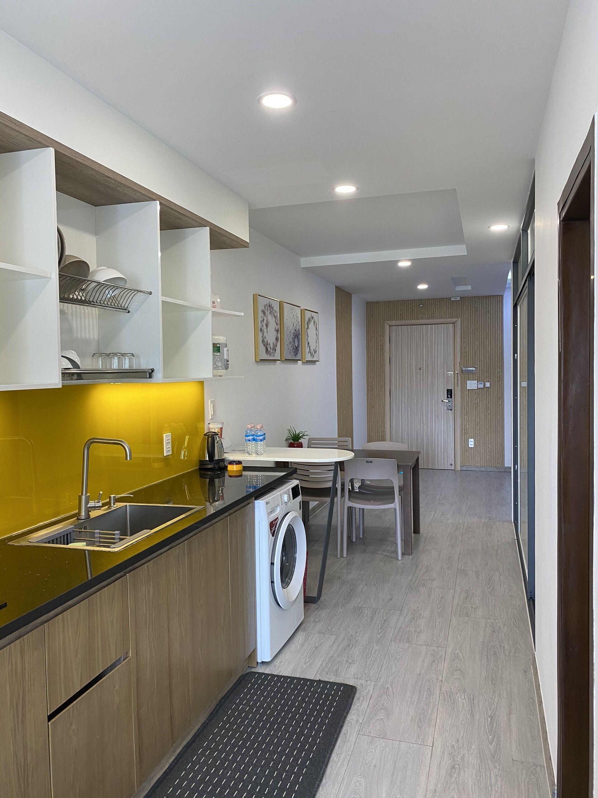 P&L Apartment