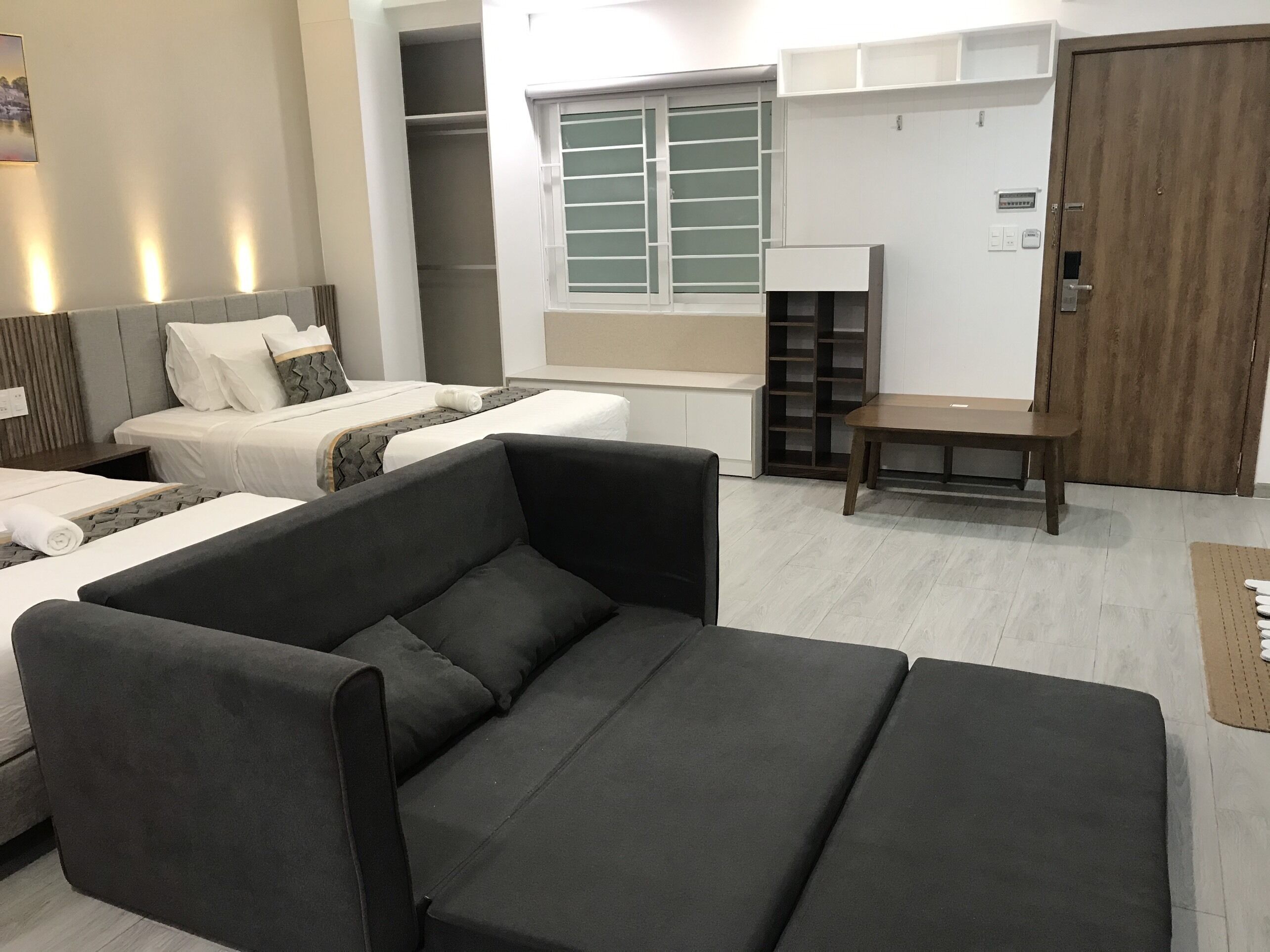 P&L Apartment