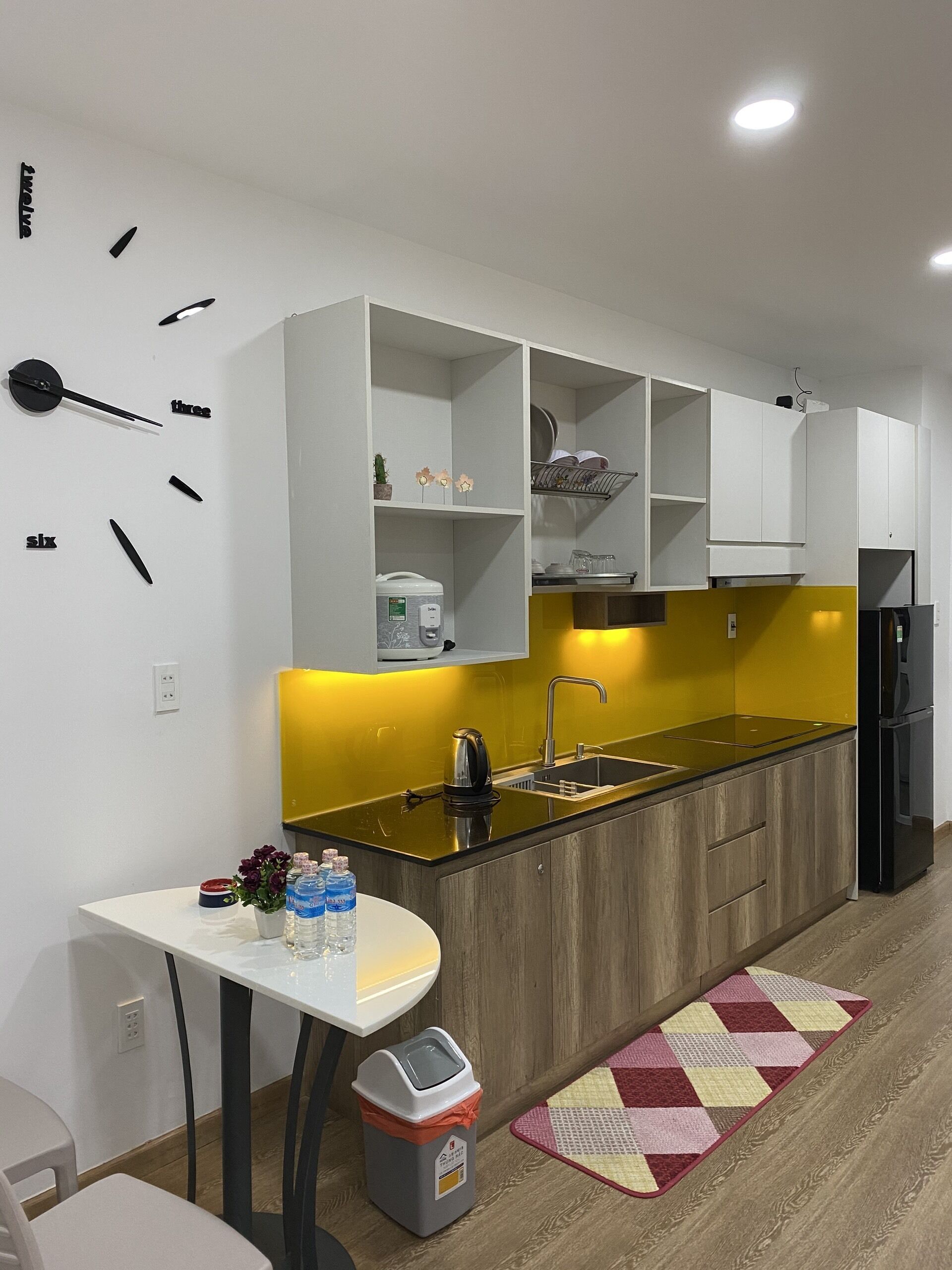 P&L Apartment
