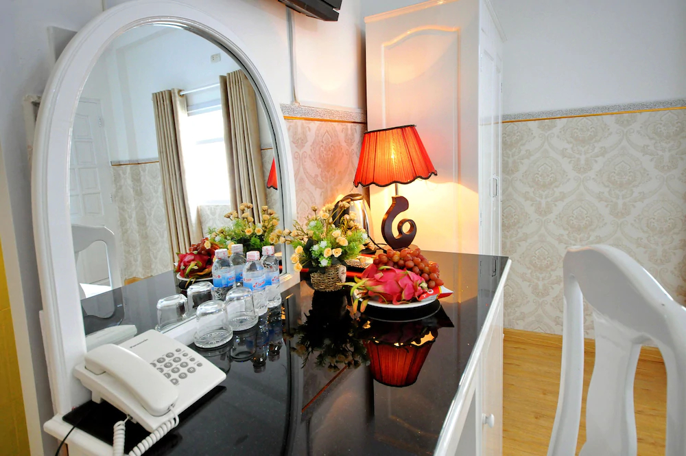 Pansy Hotel by OYO Rooms