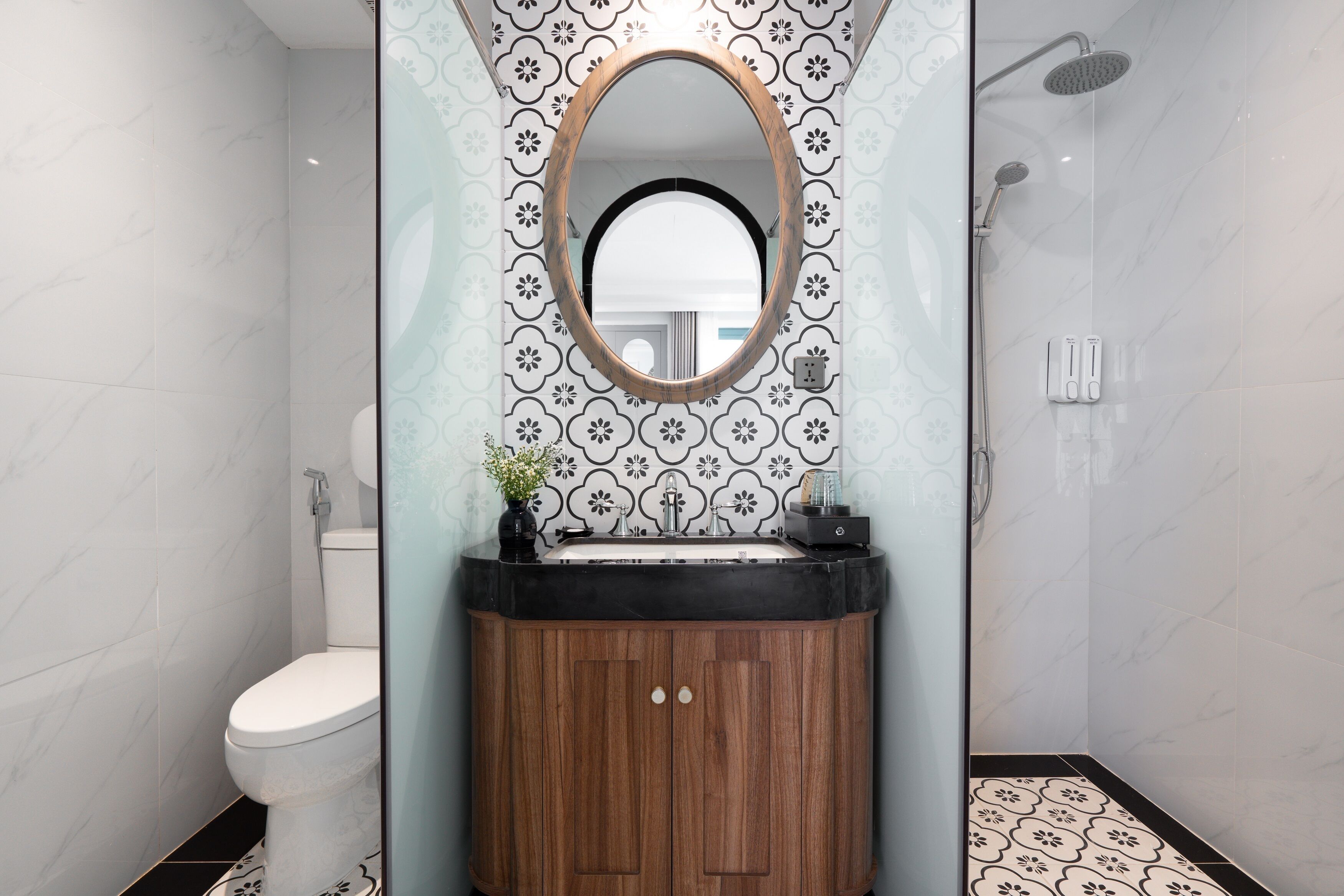 Pavillon Boutique Hotel & Apartment