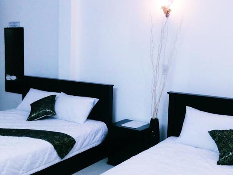 Phong Luu Hotel