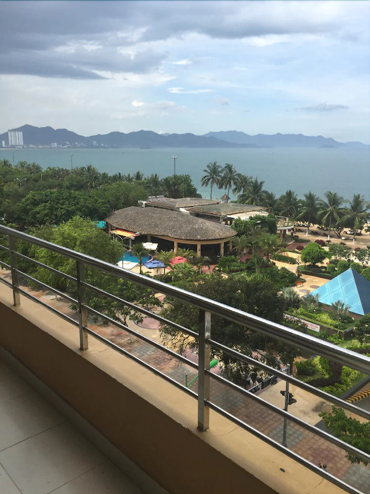 Quan Son Hotel