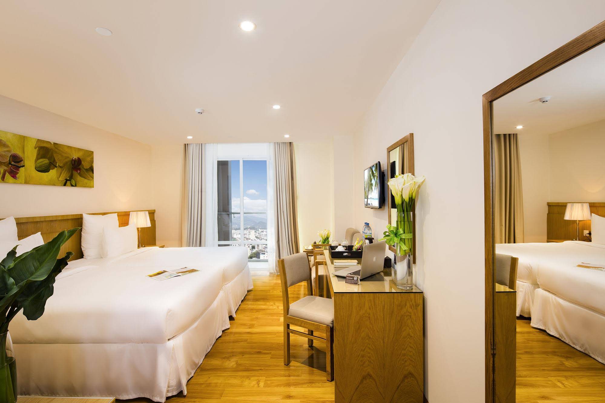 Rosaka Nha Trang Hotel