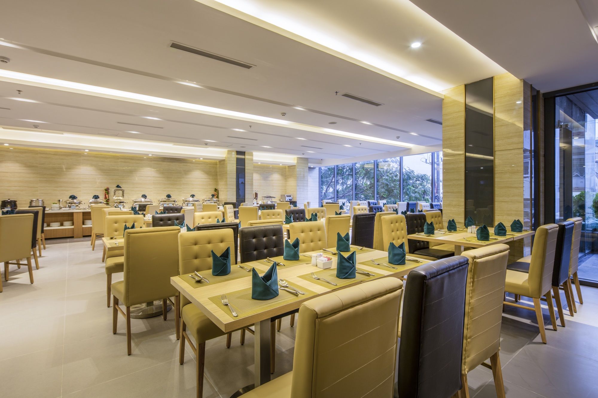 Seaesta Nha Trang Hotel