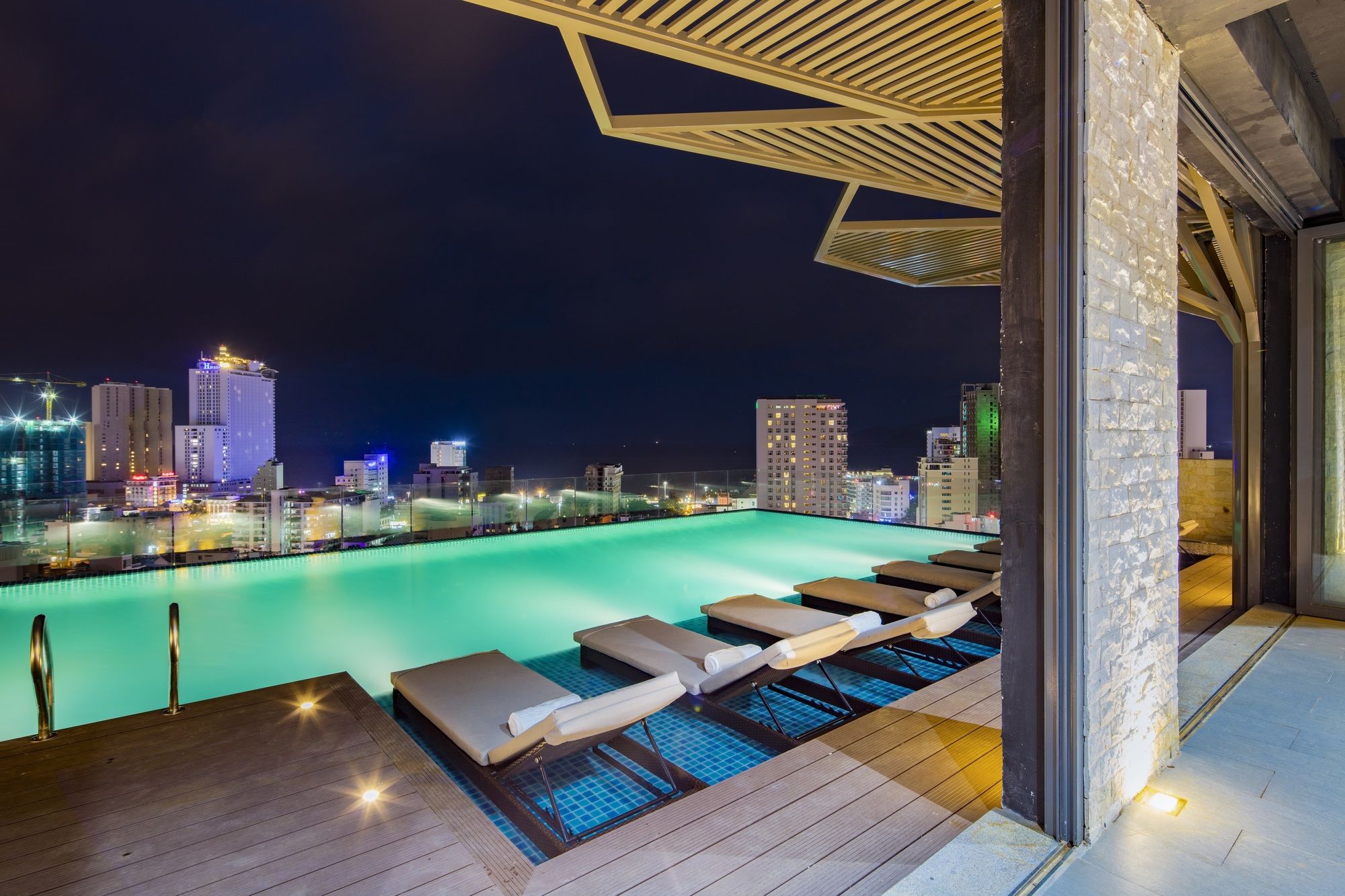 Seaesta Nha Trang Hotel