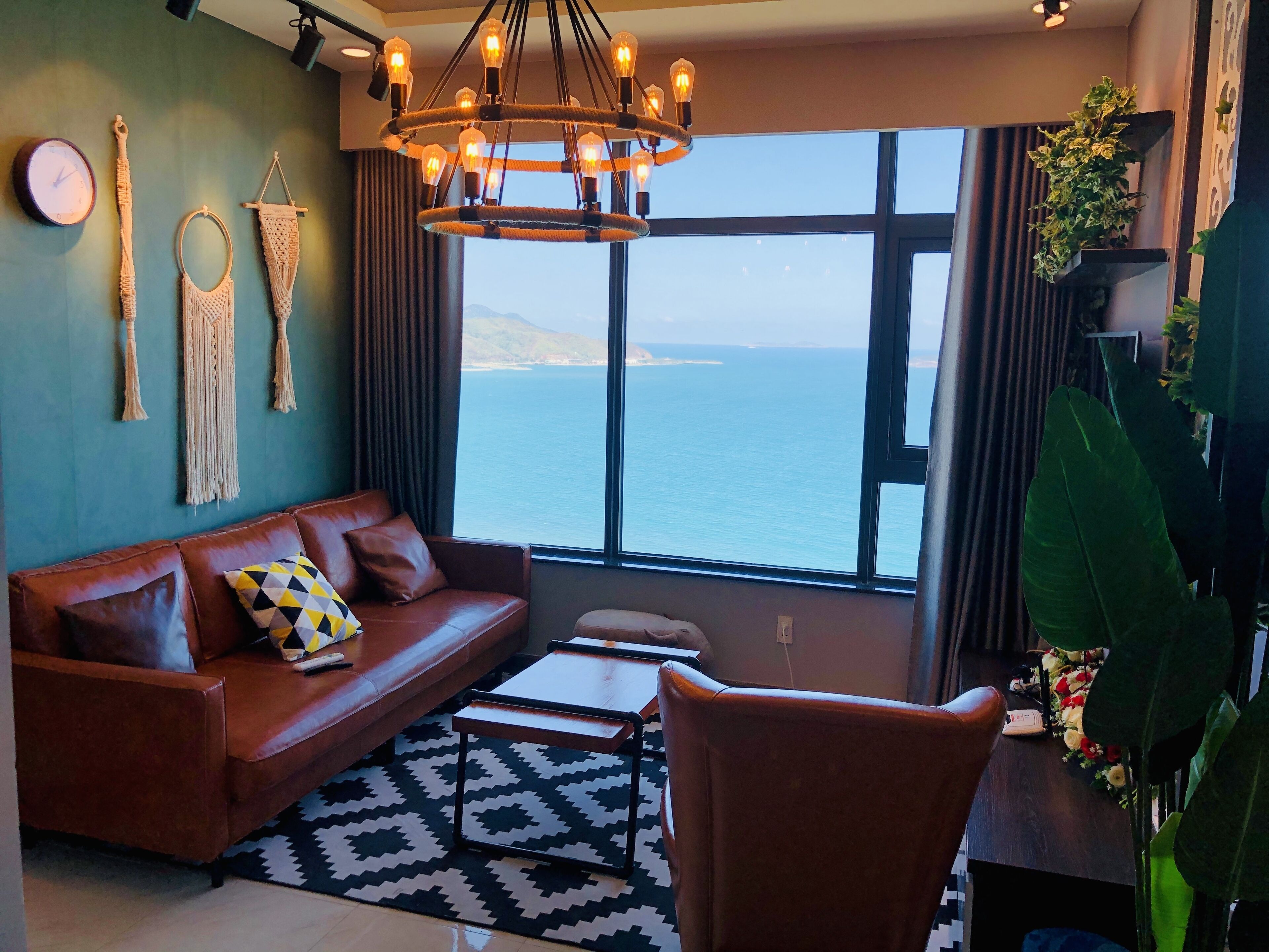 Snail Ocean View Apartment Hotel