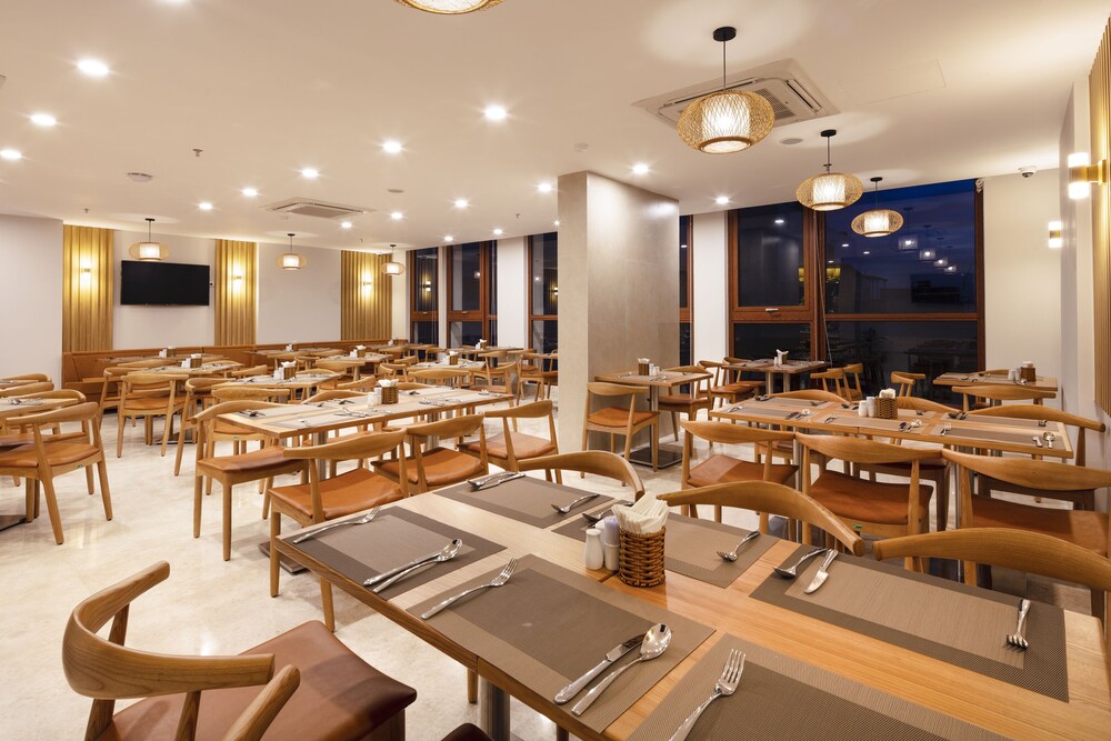 Sunkiss Hotel