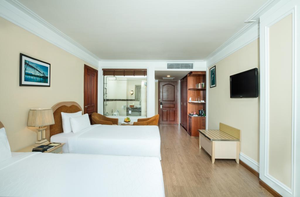 Sunrise Nha Trang Beach Hotel & Spa