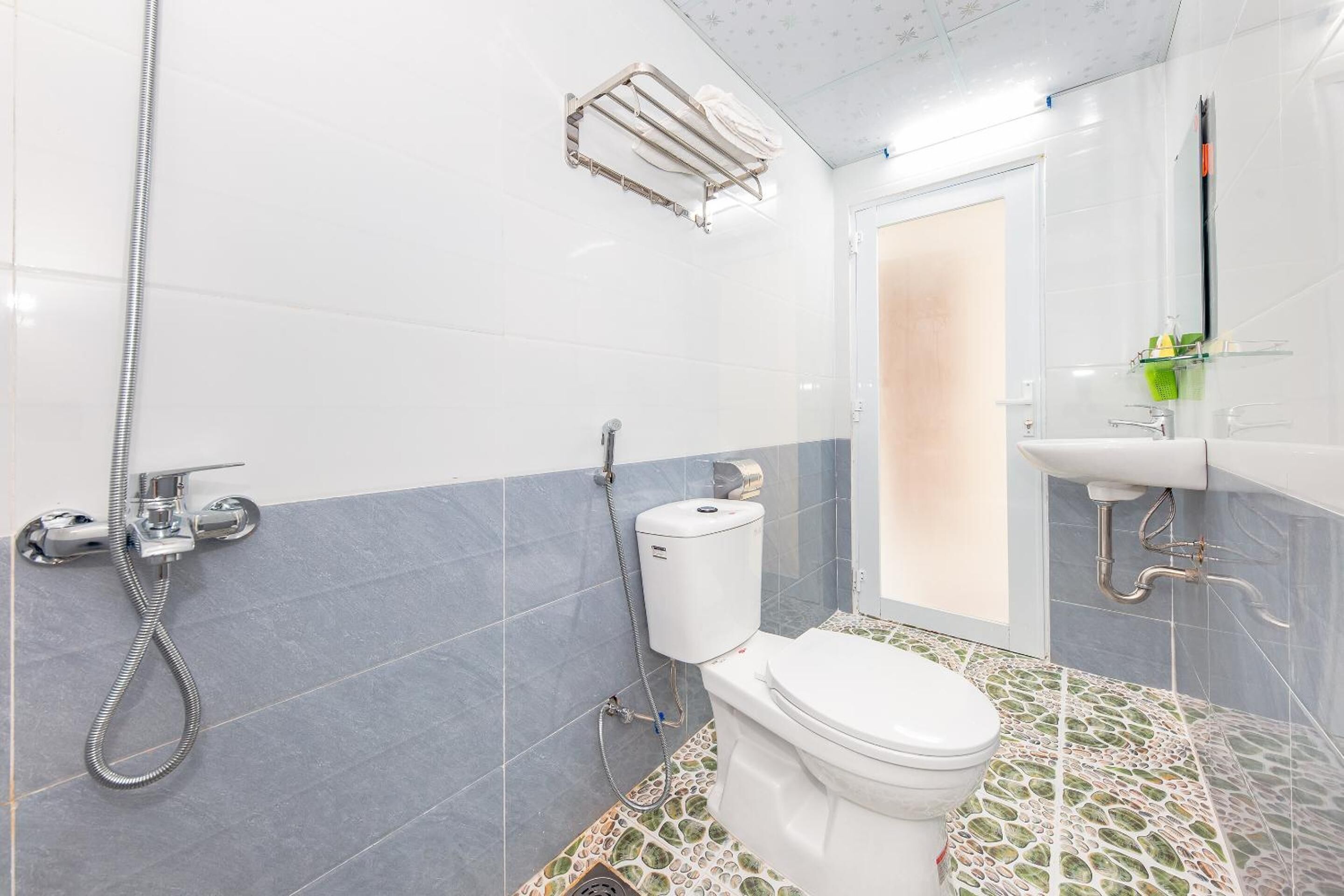 The Wanda Hotel by OYO Rooms