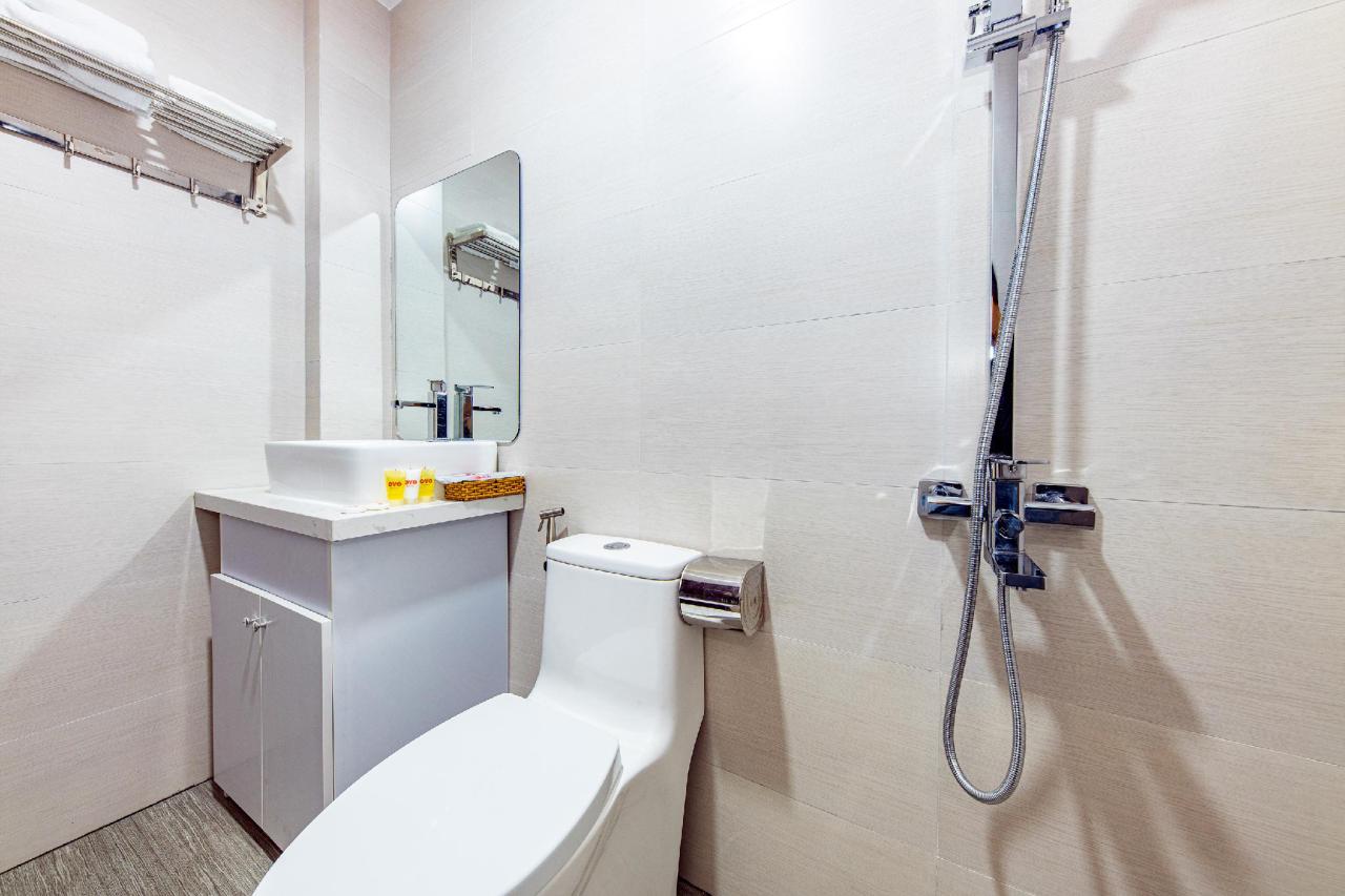 Tripgo Hotel And Apartment by OYO Rooms