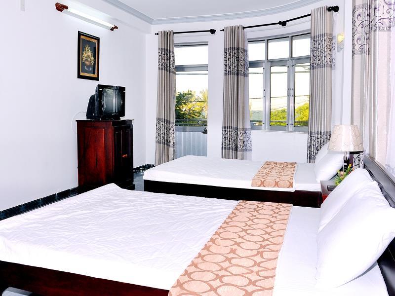 Tuyet Mai 2 Hotel