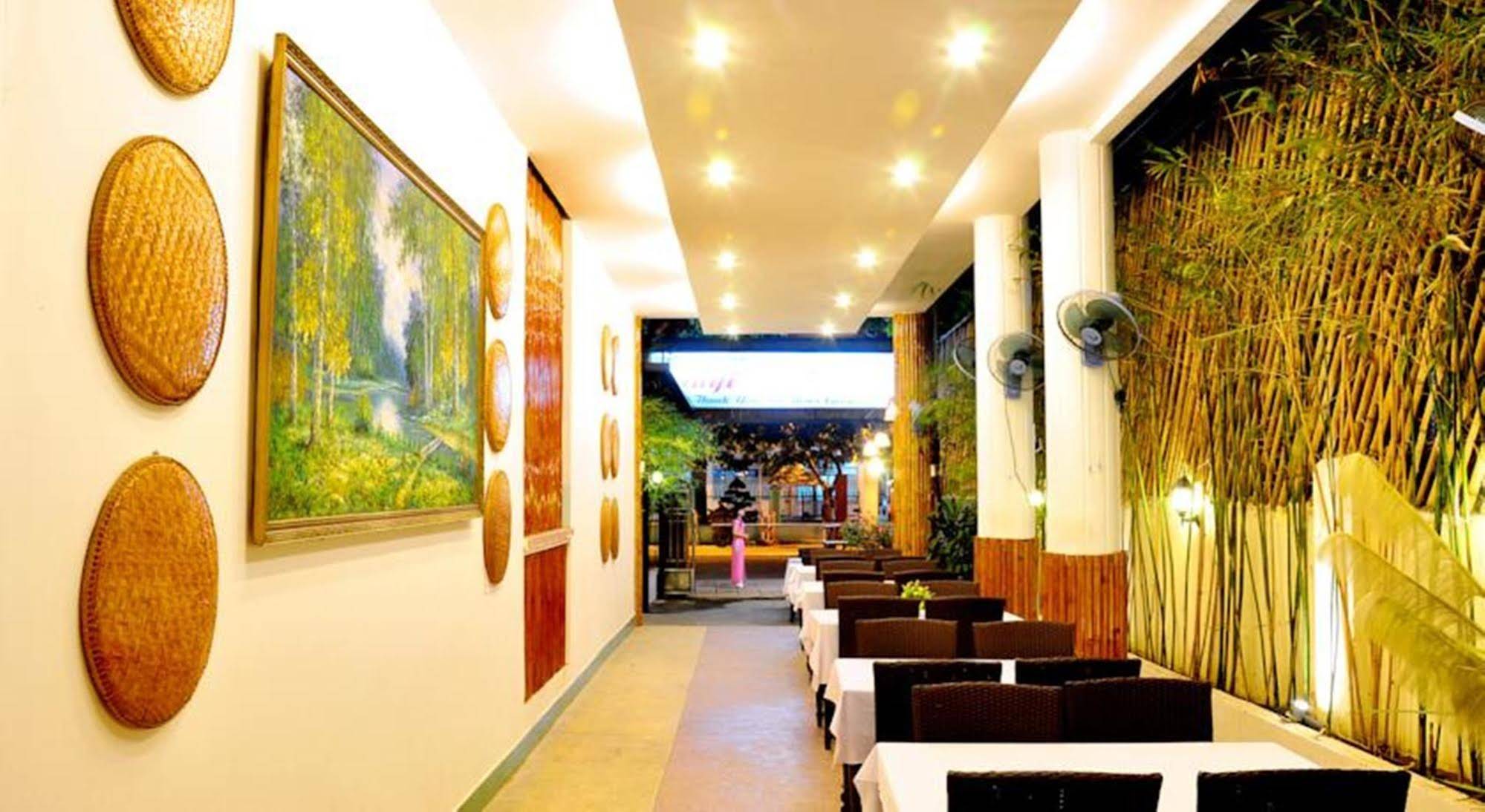 Tuyet Mai Hotel