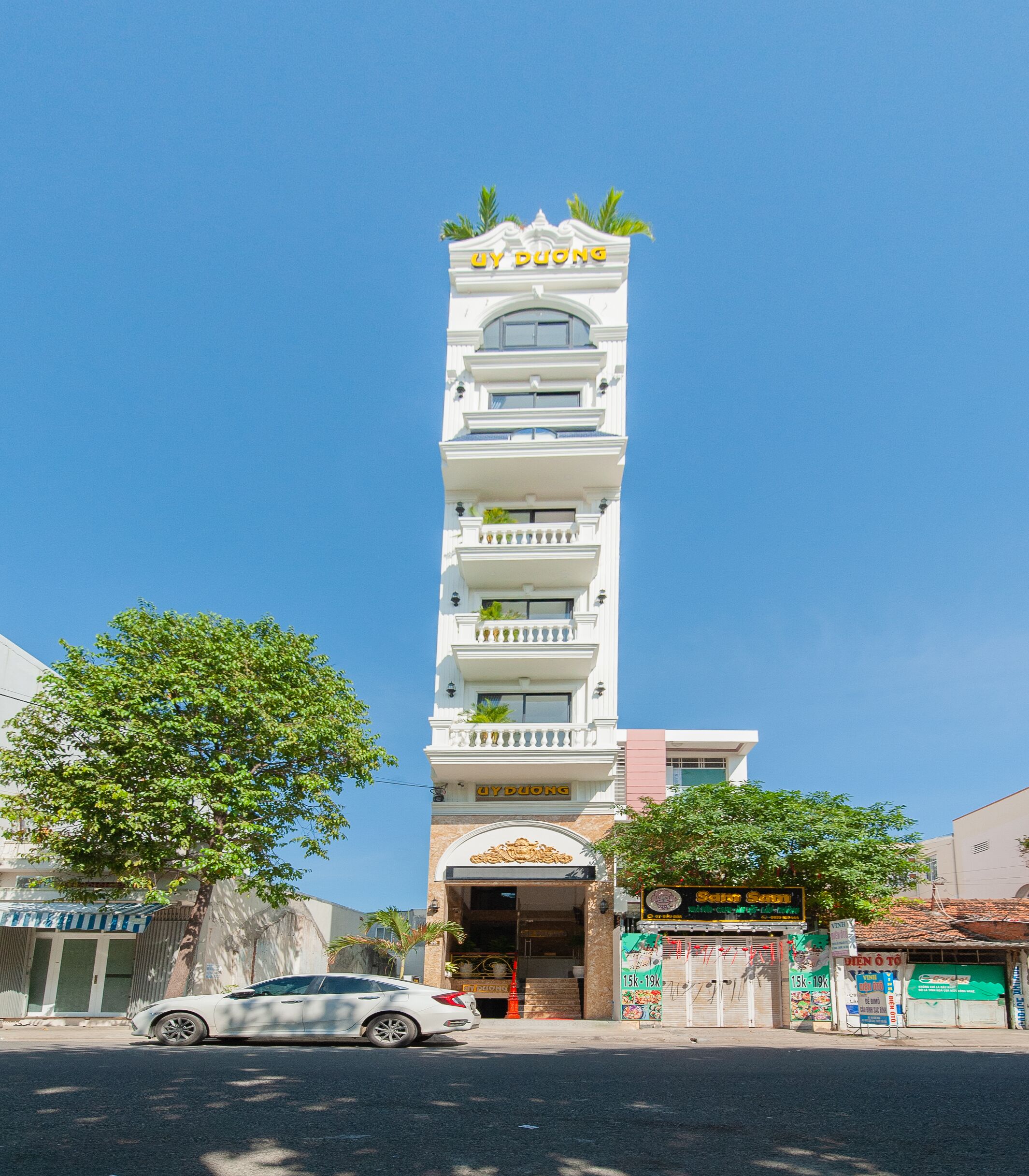 Uy Duong Hotel & Apartment