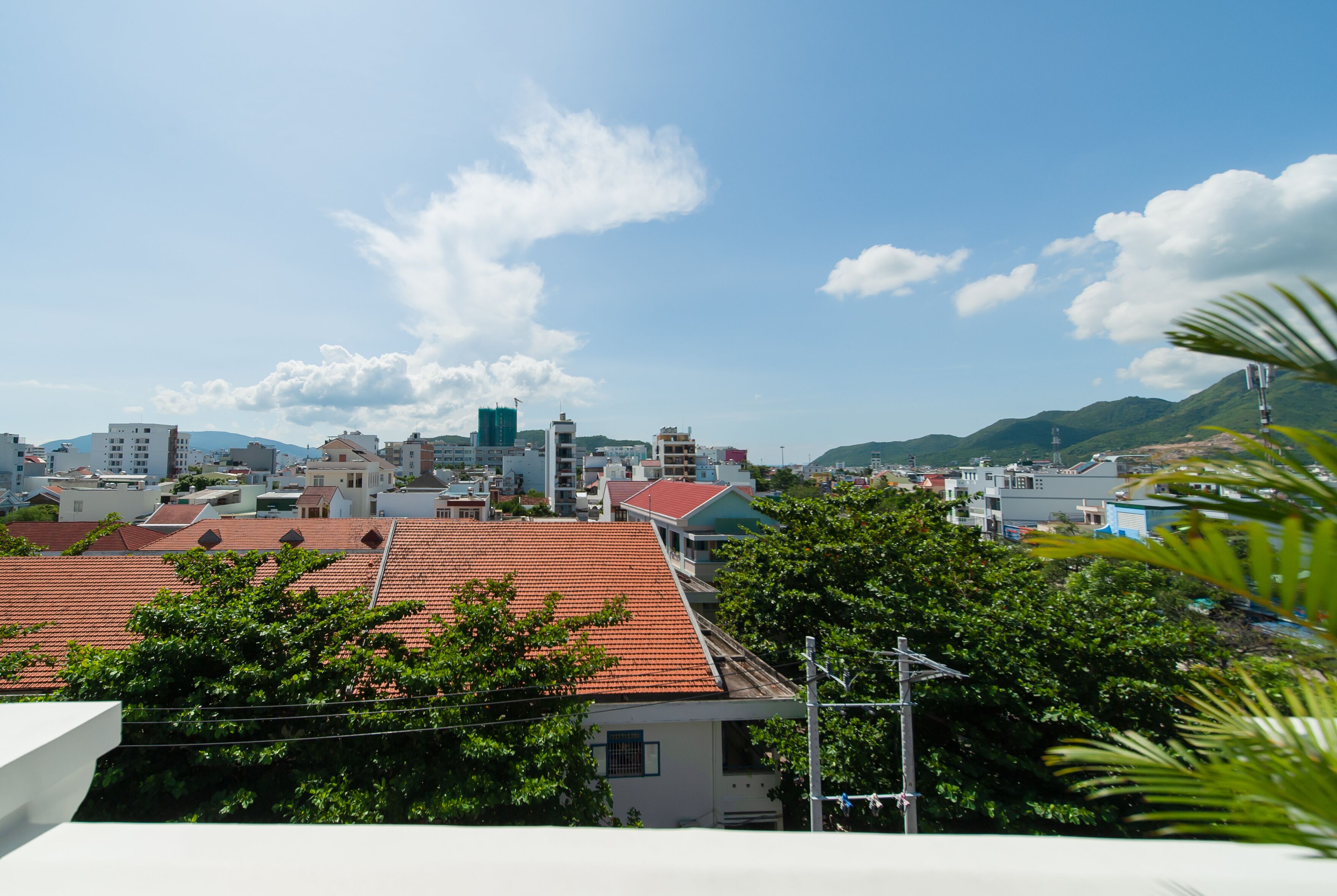 Uy Duong Hotel & Apartment