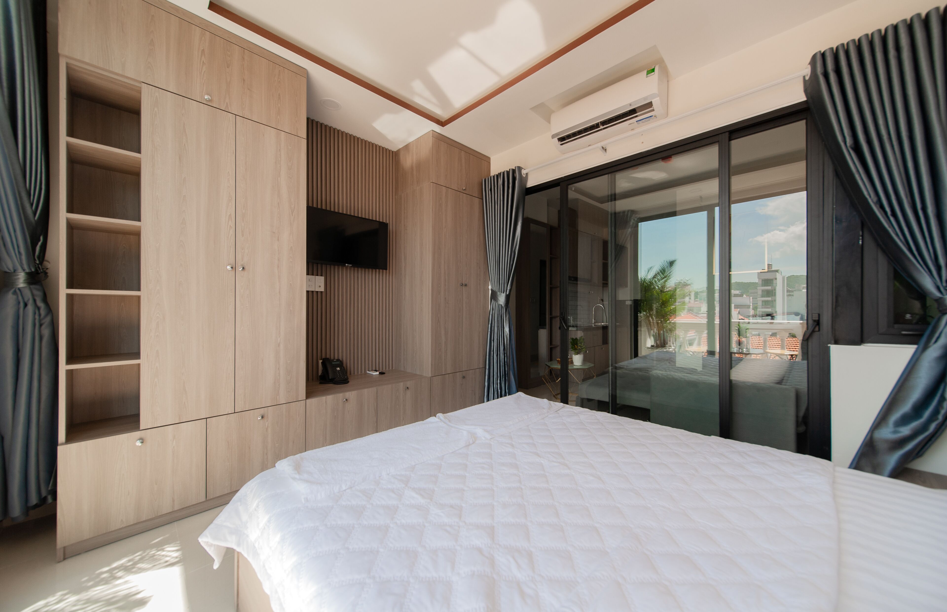 Uy Duong Hotel & Apartment
