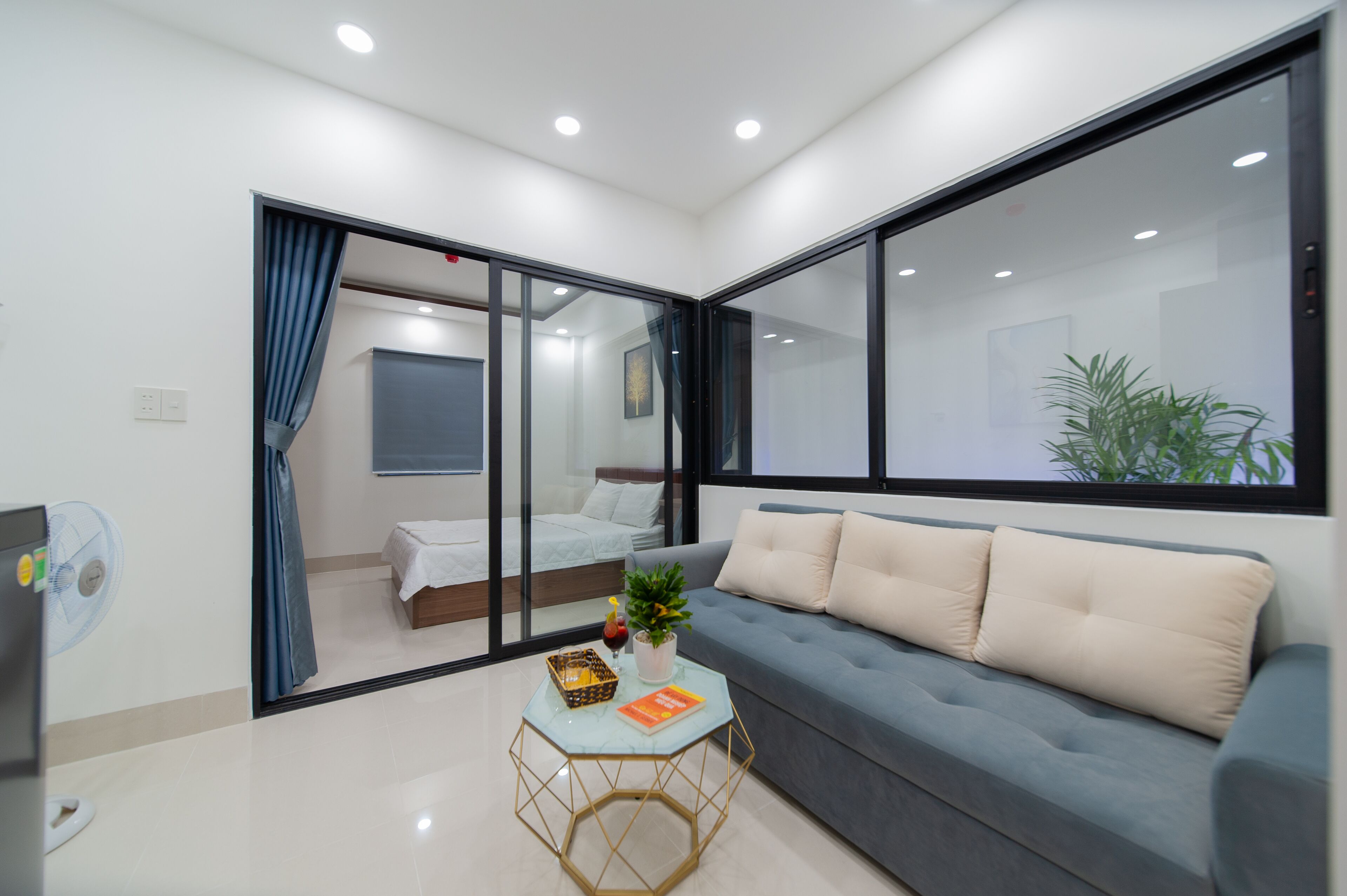 Uy Duong Hotel & Apartment