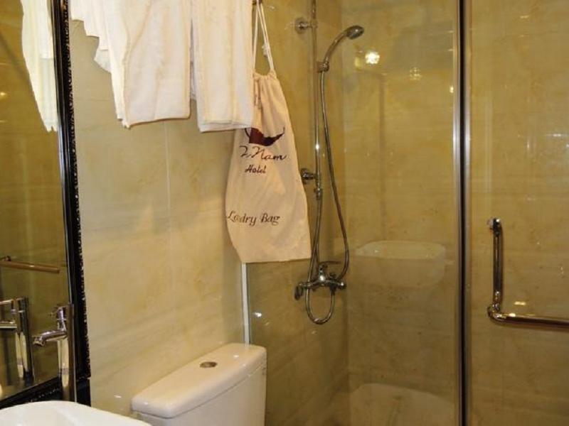 Van Nam Hotel