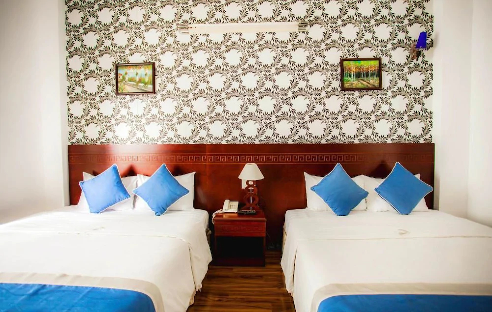 Victory Hotel