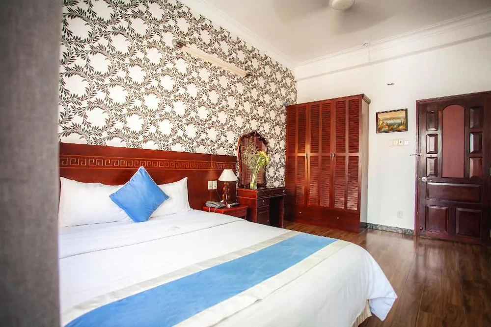 Victory Hotel