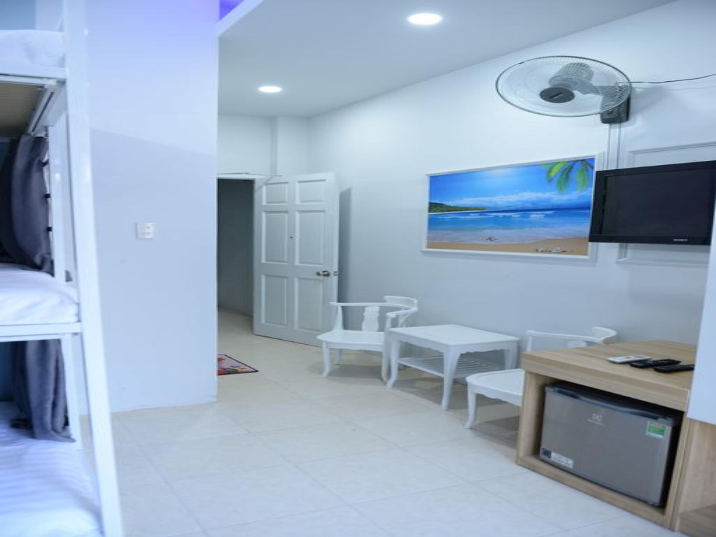 Xina Hostel by OYO