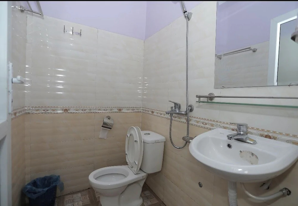 Phuong Linh Hotel