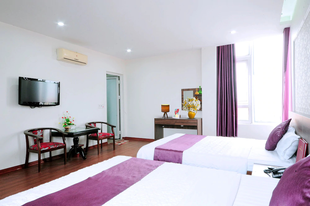 Van Giang Hotel