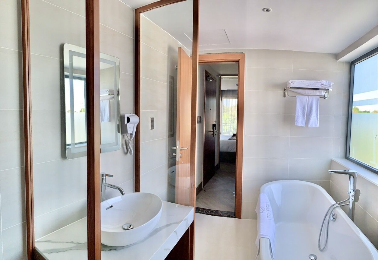 Ngon Avatar Luxury Boutique Hotel