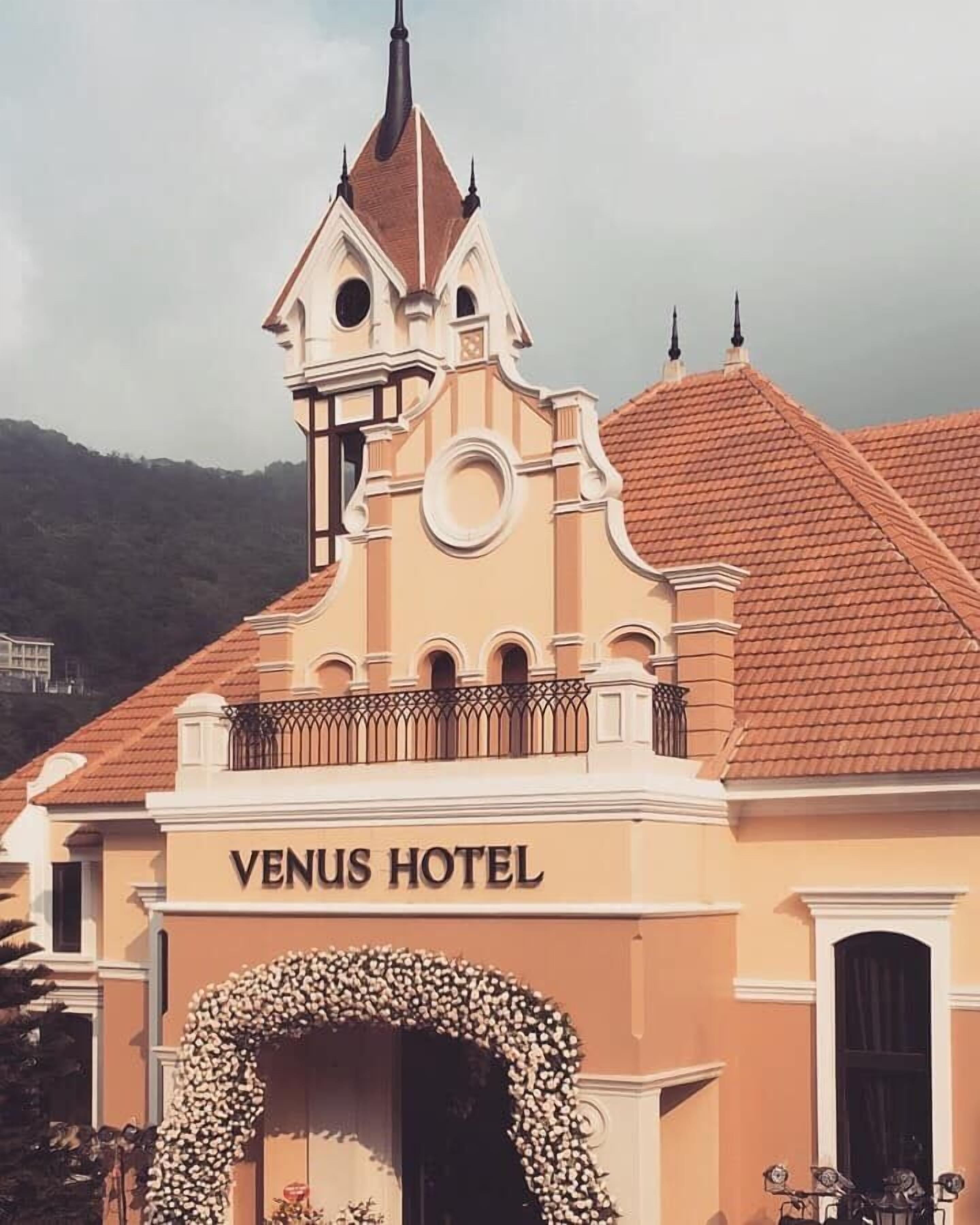 Venus Hotel