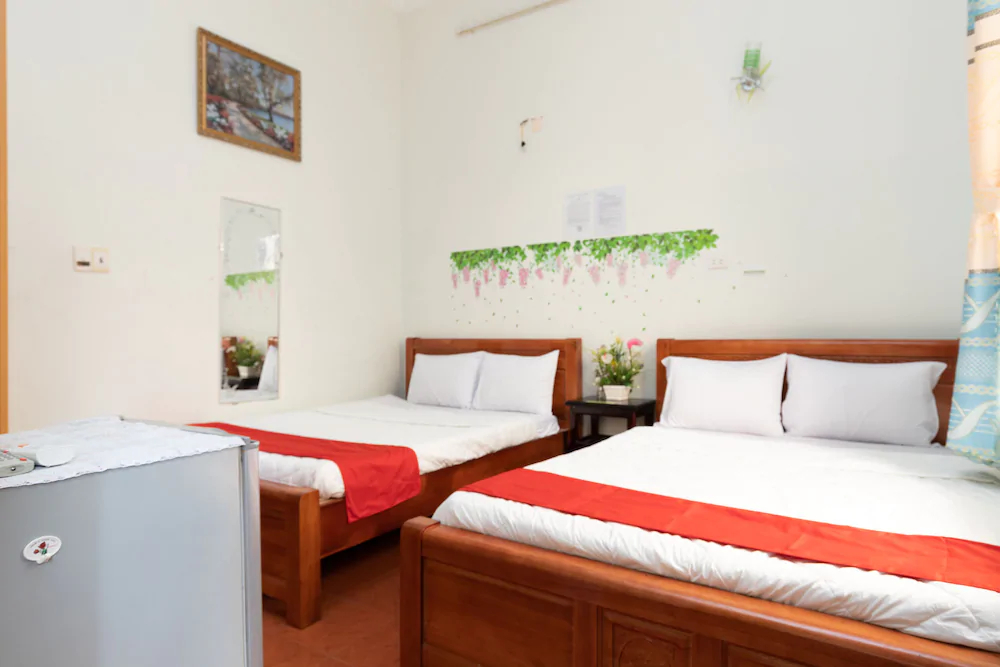 Acasa Hotel by OYO Rooms