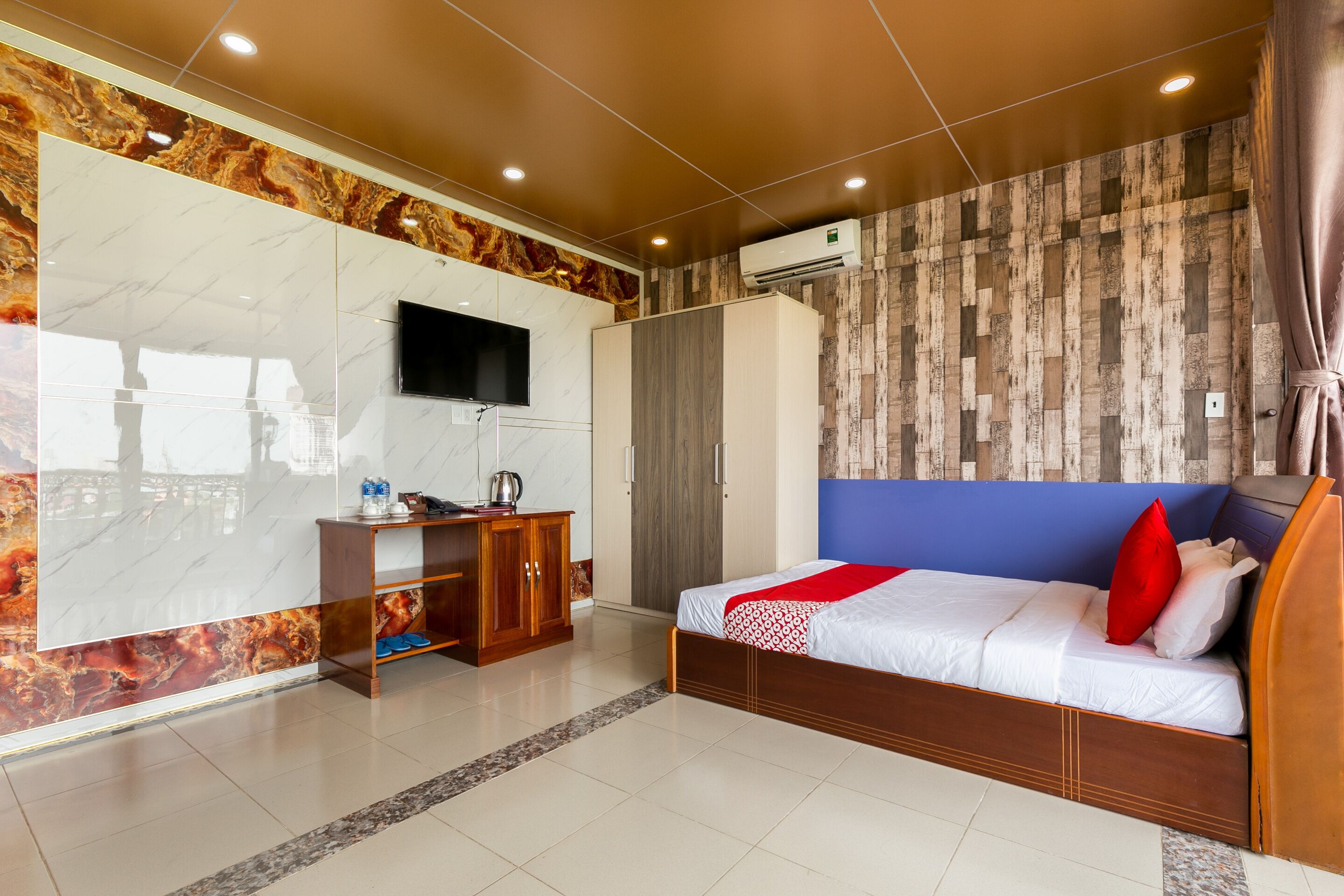 Camy Hotel