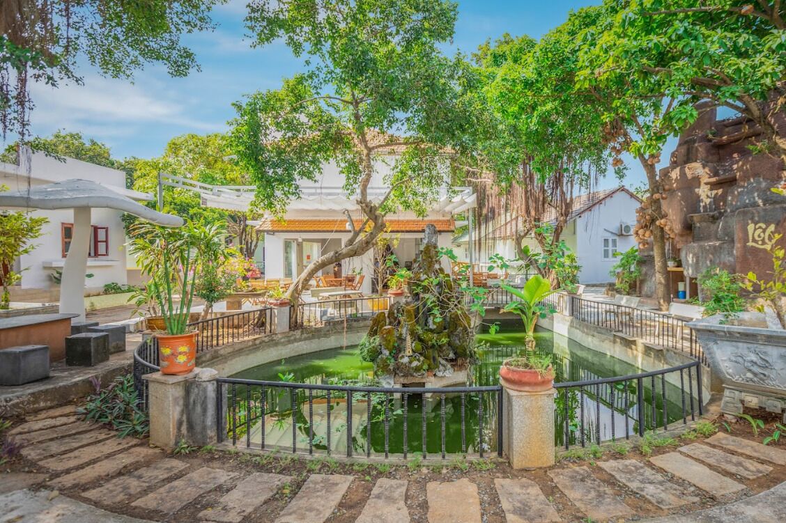 Caroline Resort