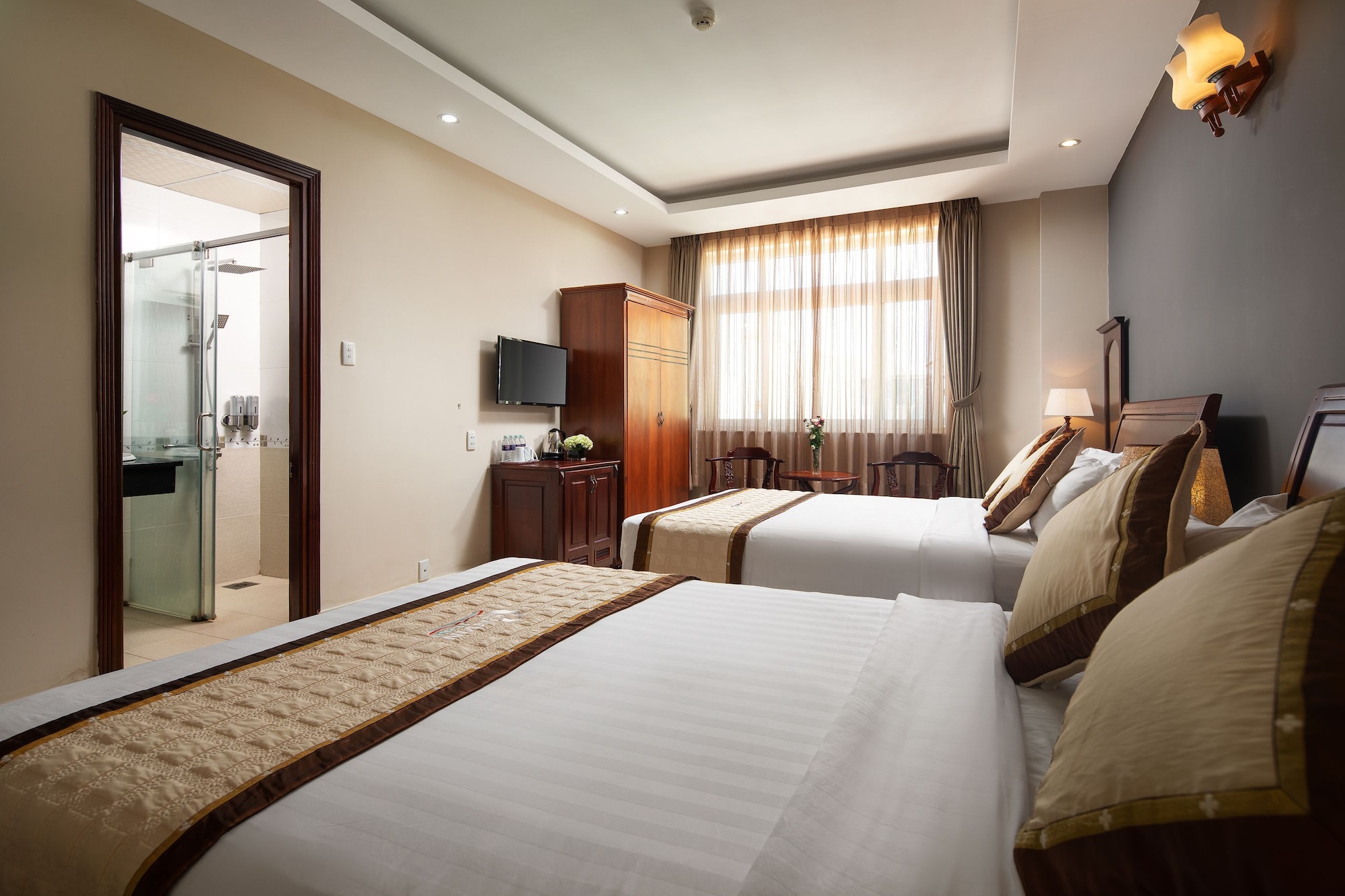 Corvin Hotel