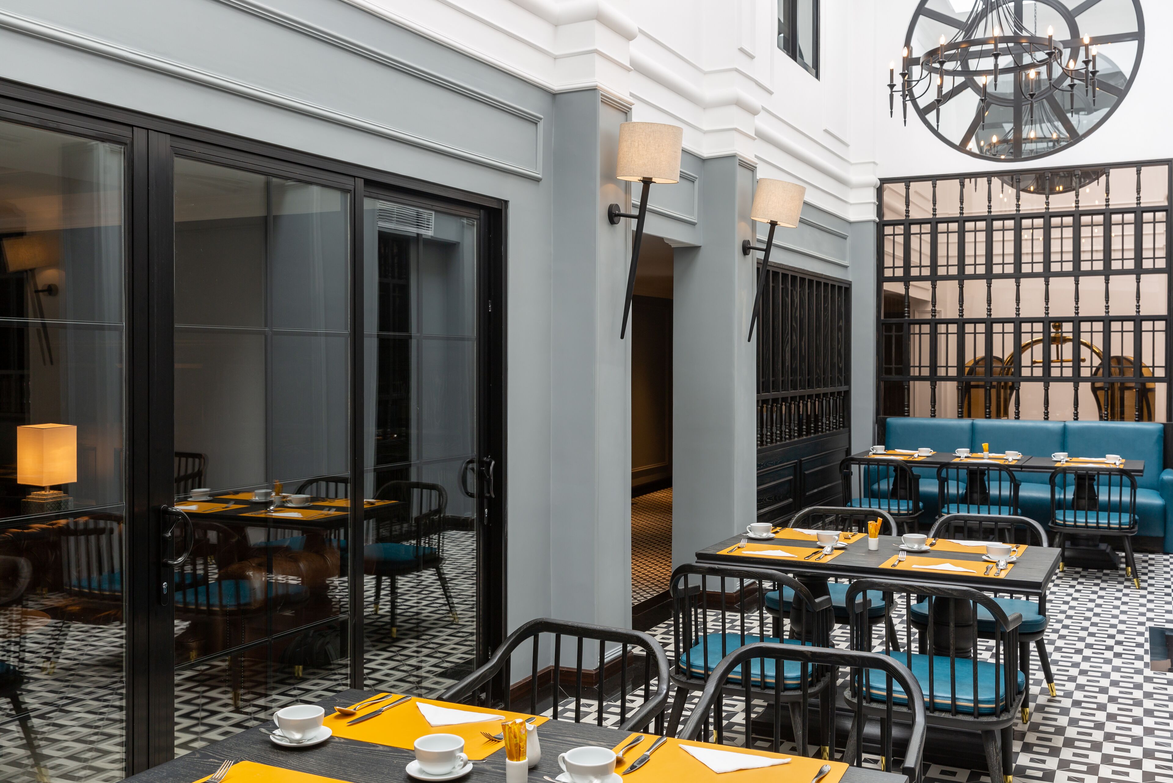 D’Melin Hotel & Restaurant