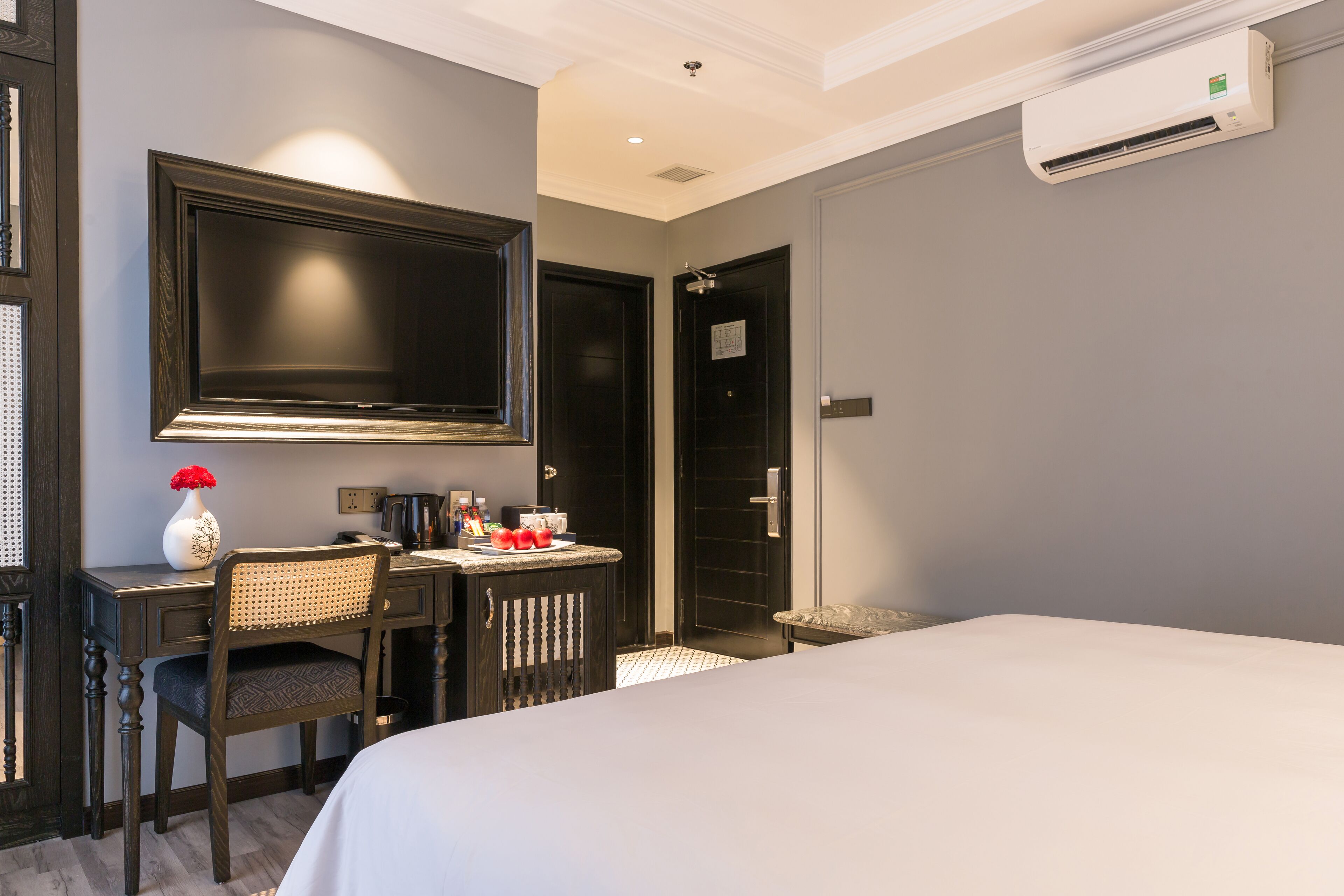 D’Melin Hotel & Restaurant